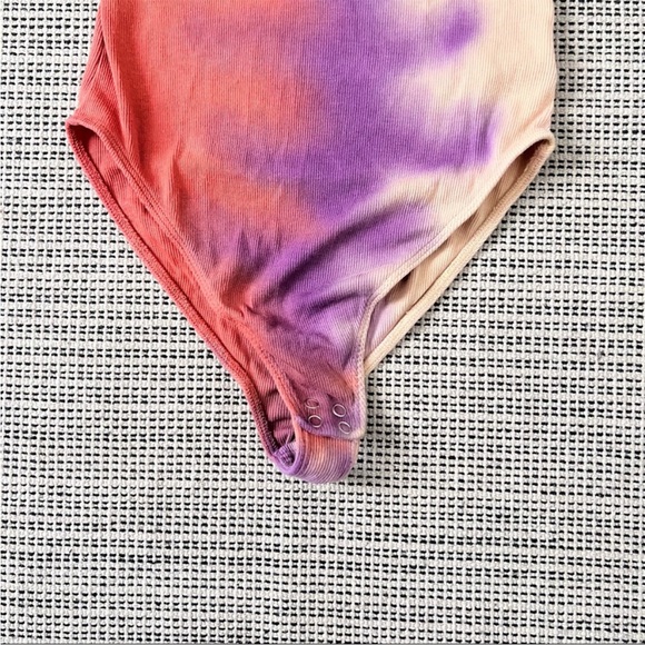 AGOLDE Rib Tank Bodysuit in Trip Tie Dye Size  XS - Picture 7 of 13